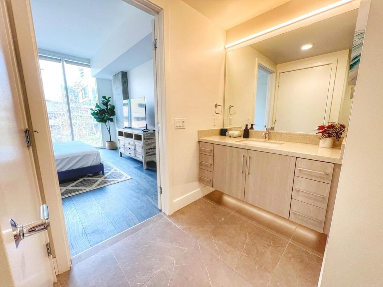 Stunning Apartment By Petco Park! 샌디에이고 외부 사진